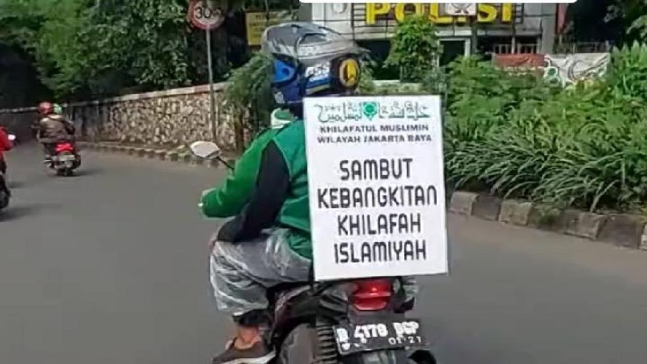 Mengurai Benang Kusut Khilafah Islamramah Co